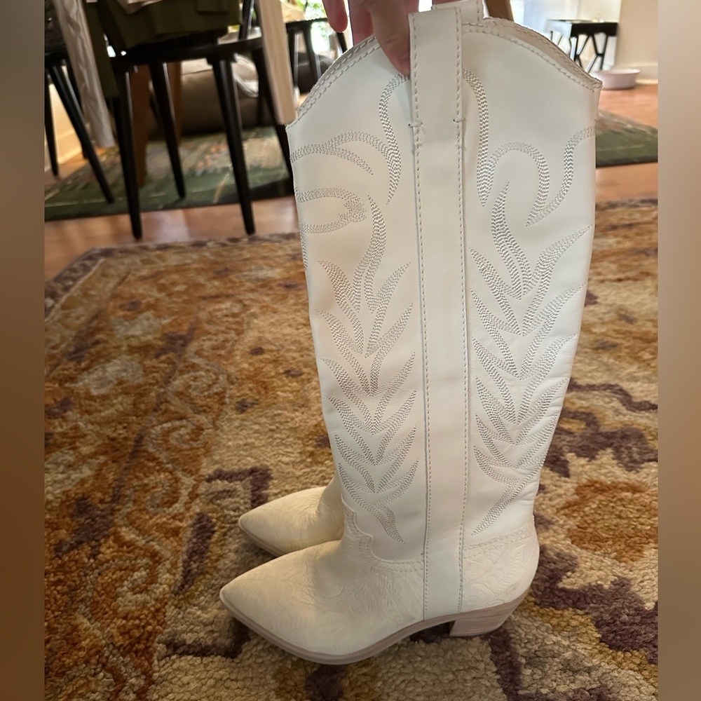Dolce Vita white tall cowboy boots, NWOT, size 8